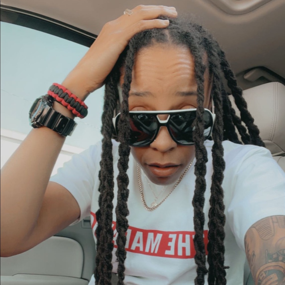 Meet your Posher, Makeda